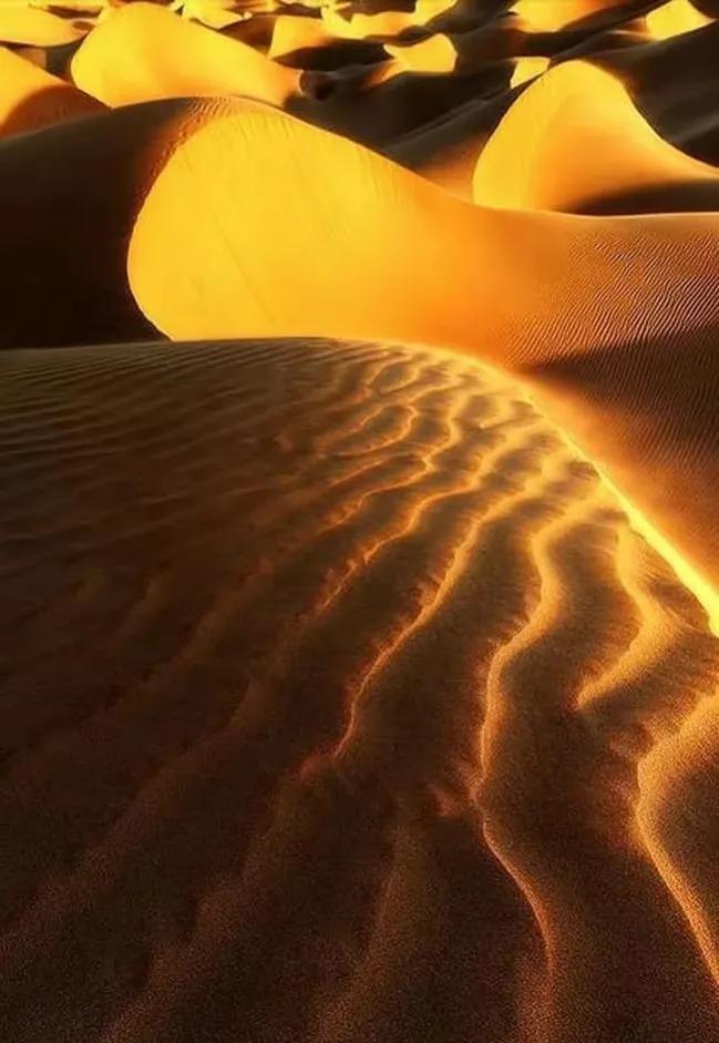 沙漠风景壁纸 (唯美沙漠风景图片壁纸)