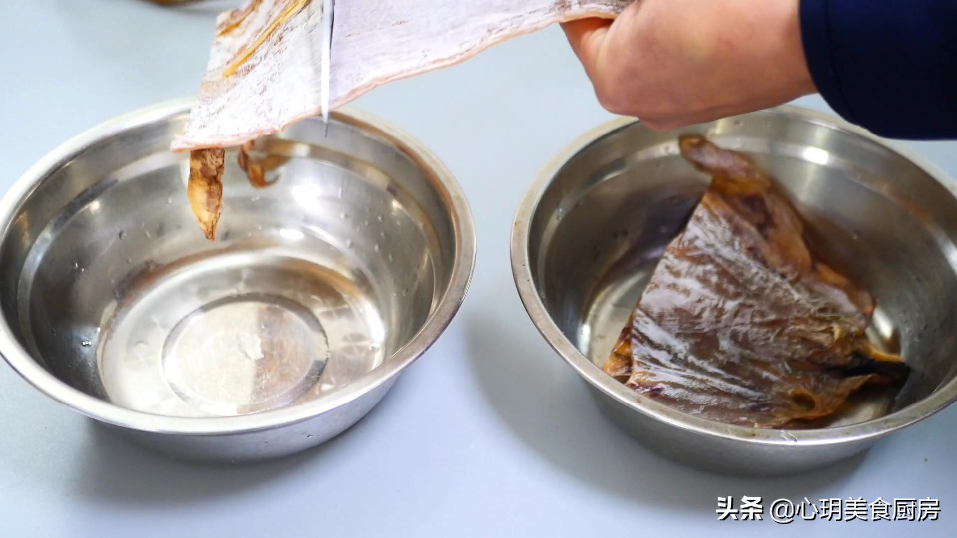 鱿鱼墨鱼的泡发方法,泡发鱿鱼干的正确方法及做法