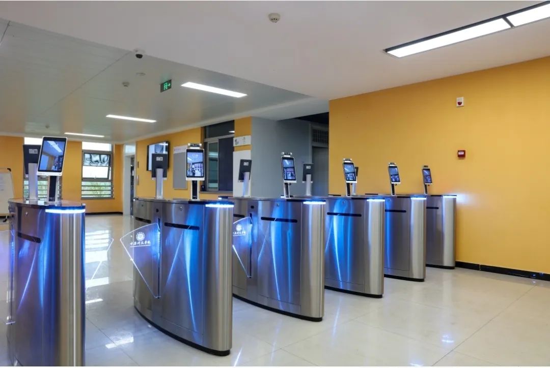 河南科技大学新联学院有专科吗,河南师范大学新联学院有大专吗