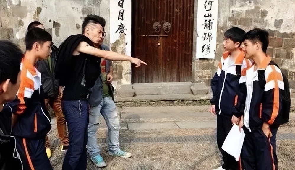 失散在江边的亲人：少小离家，老大不归