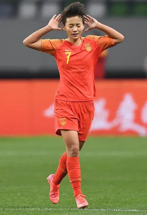 女梅西王霜,中国梅西王霜视频