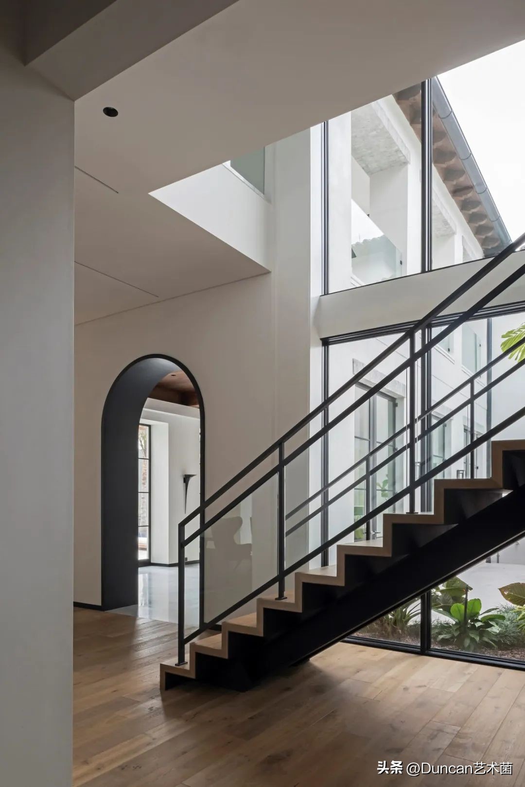 VSHDDesign质朴优雅|谁说迪拜都是土豪金