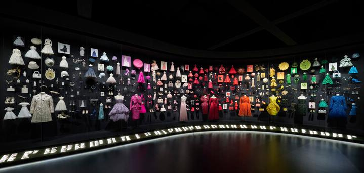 dior日本艺术展,dior艺术展惊喜