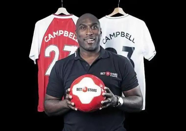 菲戈现状揭秘离开足球后的新选择,菲戈转会记录