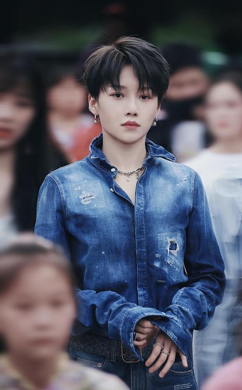 刘雨昕同款短发图片,刘雨欣短发造型图片