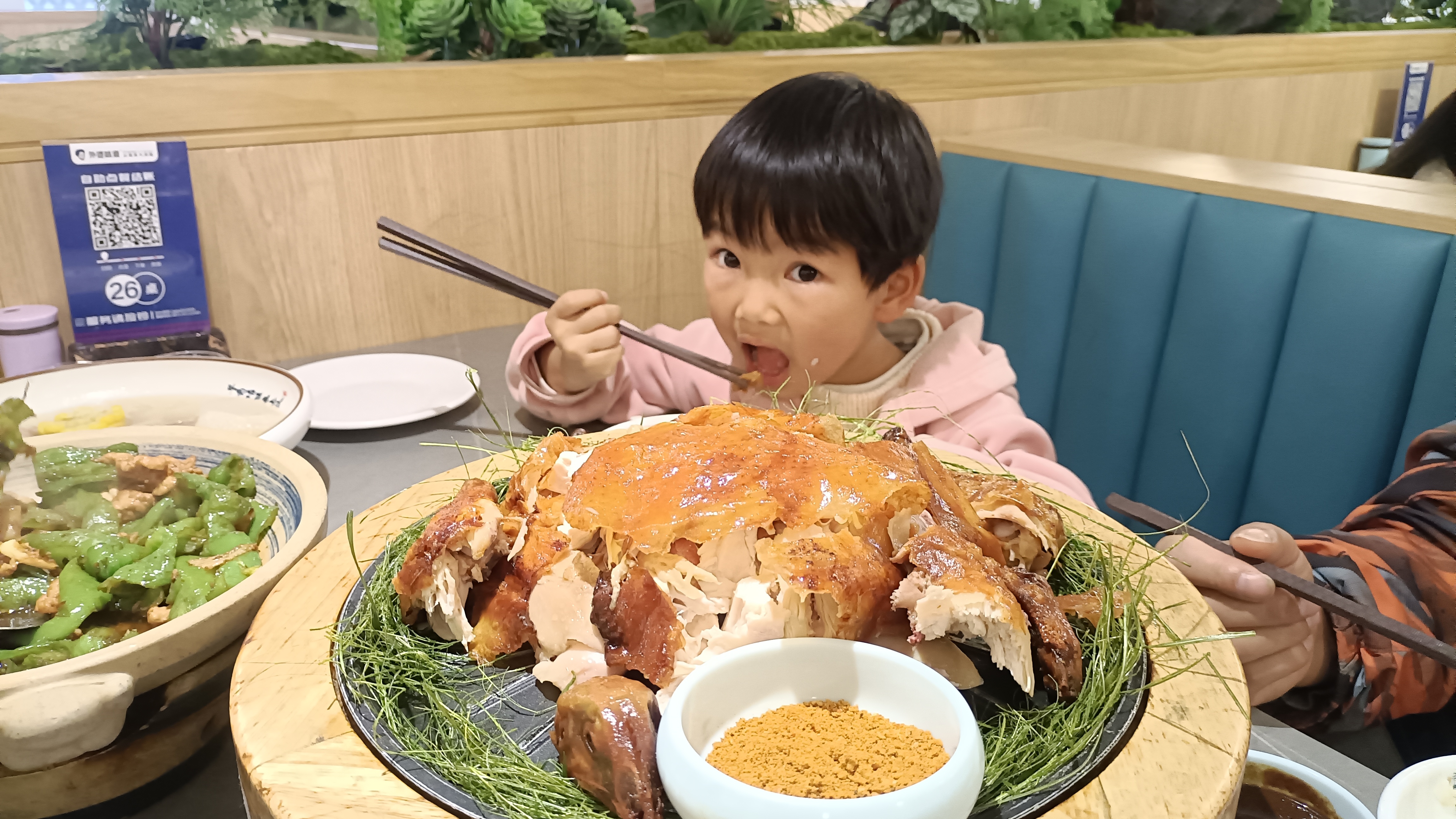 除夕不放假昆明年夜饭预订比往年更早些