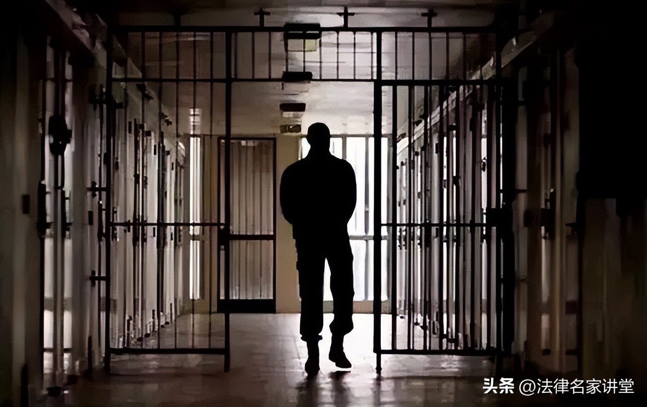 官方辟谣女孩被打,女孩被打赔了100万