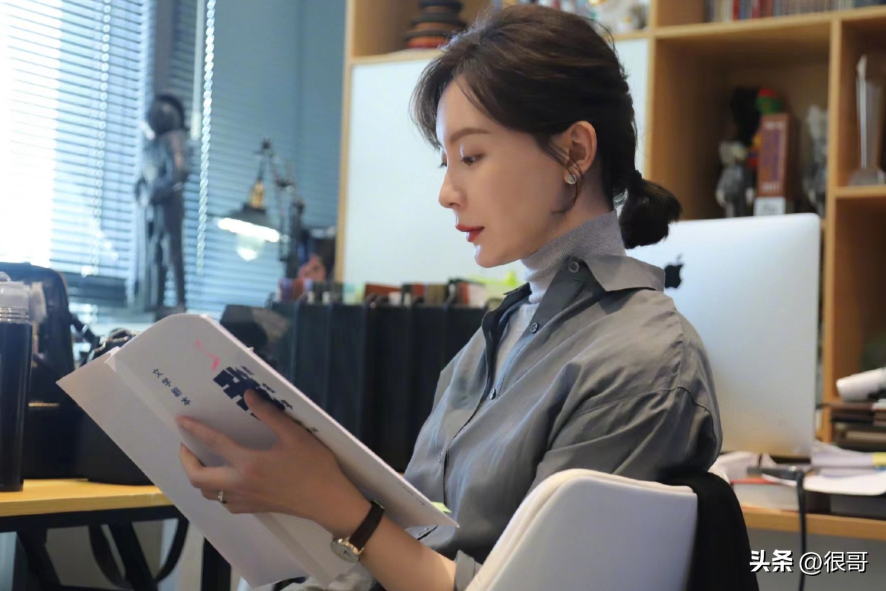 第二次拥抱记者,第二次拥抱齐涛身份