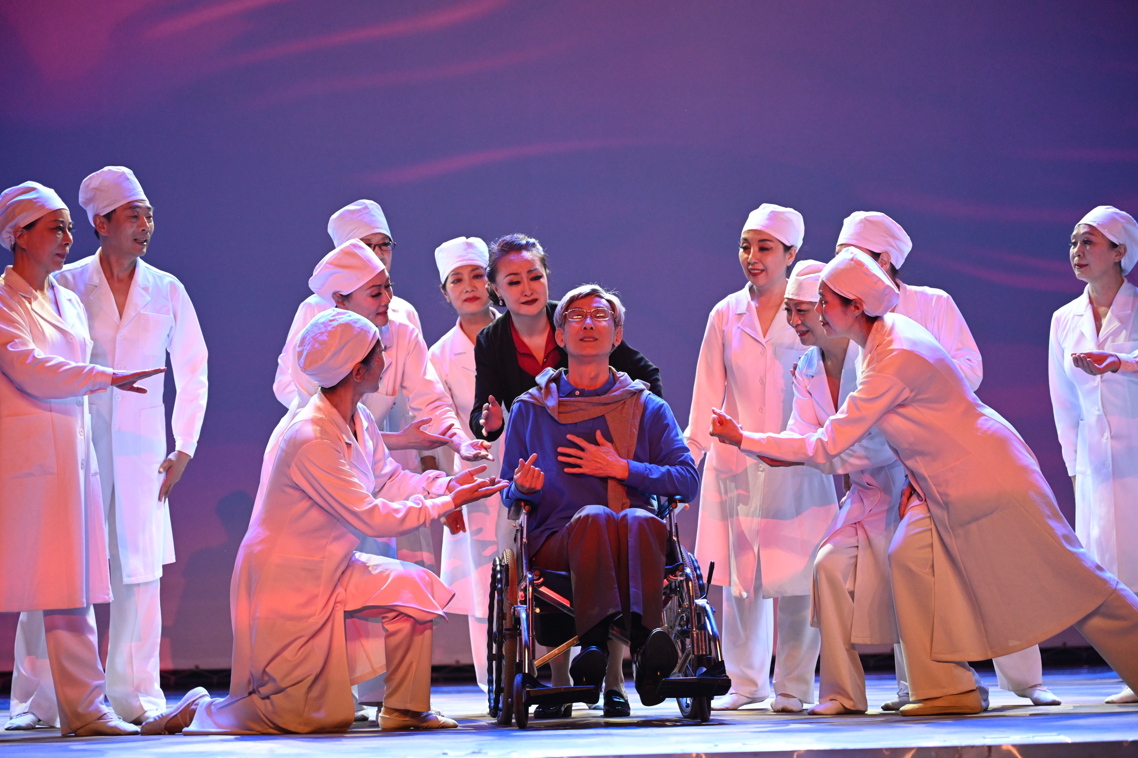 平均63岁的圆梦舞剧团用信仰诠释信仰如钢