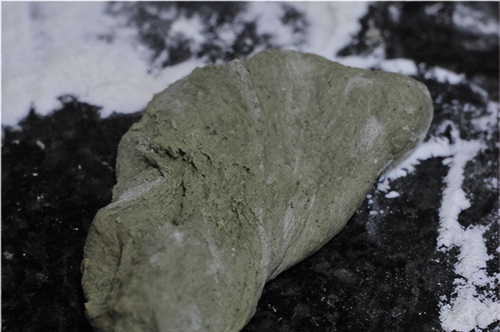 别嫌它味重，却是“大姨妈”的好朋友，清明后鲜嫩上市，抓紧吃