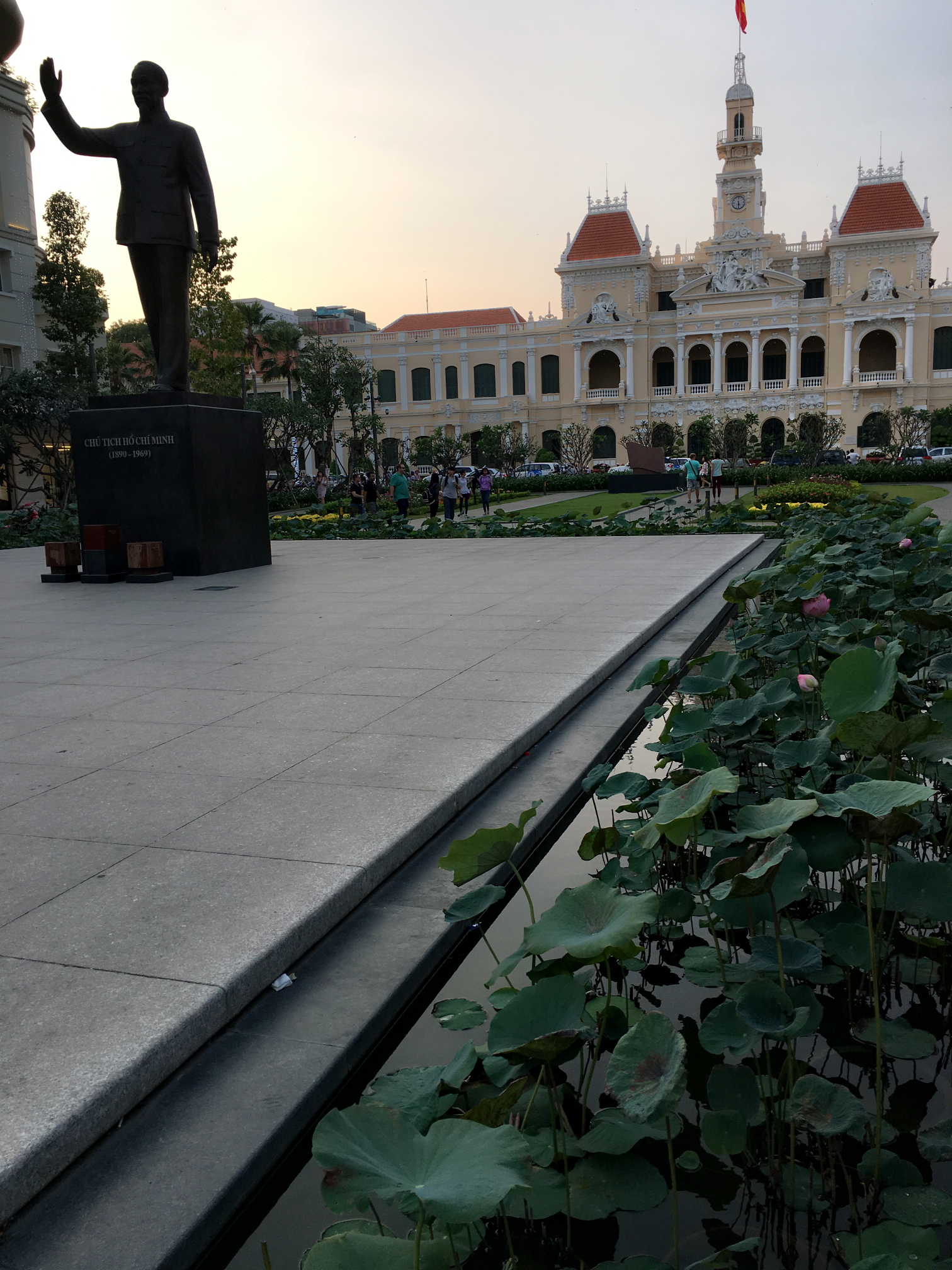 口是心非的越南——在羡慕中排华