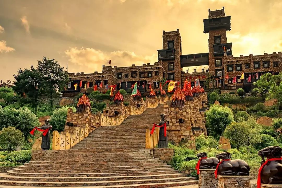 川西阿坝旅游详细攻略地图,川西阿坝旅游攻略三天