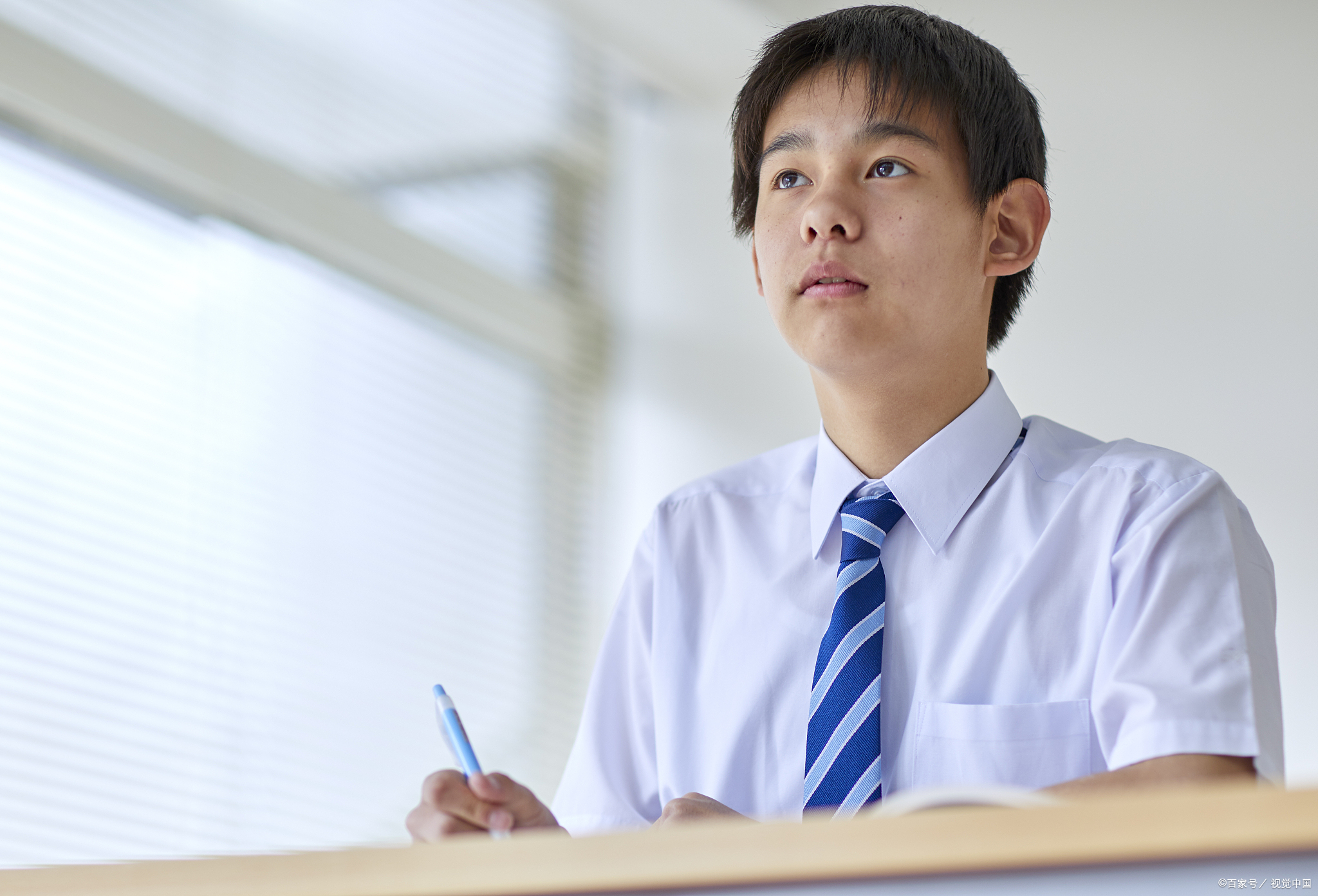 儿子16岁1米82是不是停止长高了,男孩能长到多少岁停止长高