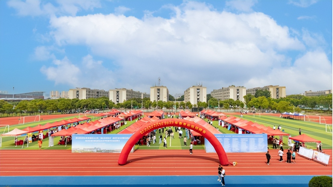 湖北城市建设技术学院校招,武汉城市职业学院校园招聘会
