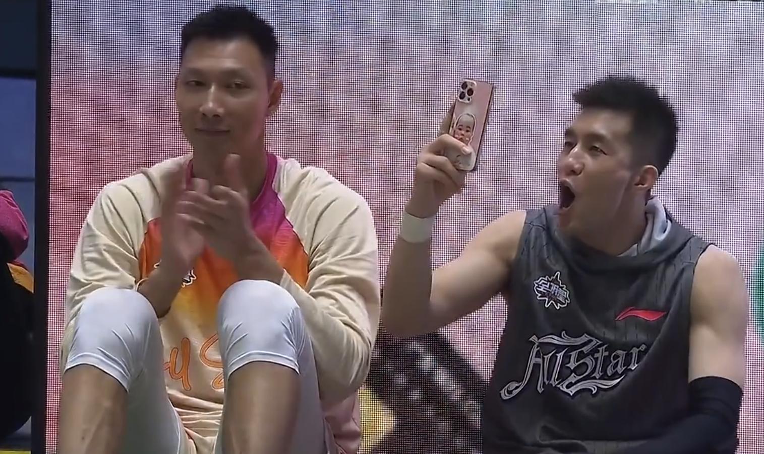 张镇麟全明星说郭艾伦,张镇麟全明星扣篮大赛郭艾伦反应