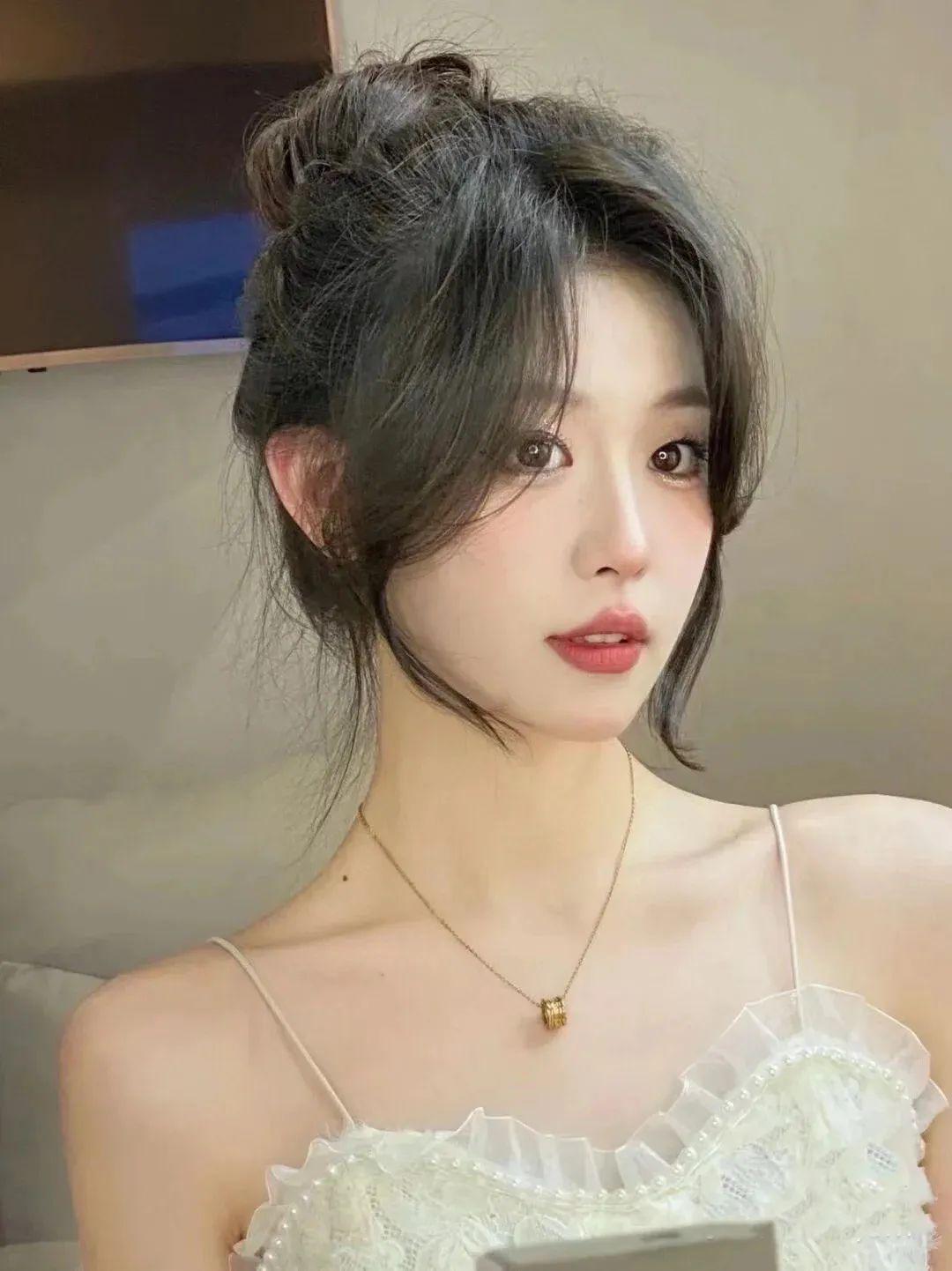 秋冬齐刘海造型,秋冬减龄刘海