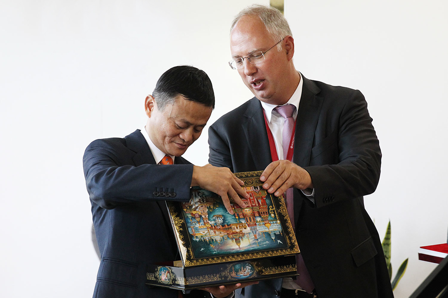 「俄罗斯买什么」买它，送给马云也不失礼！