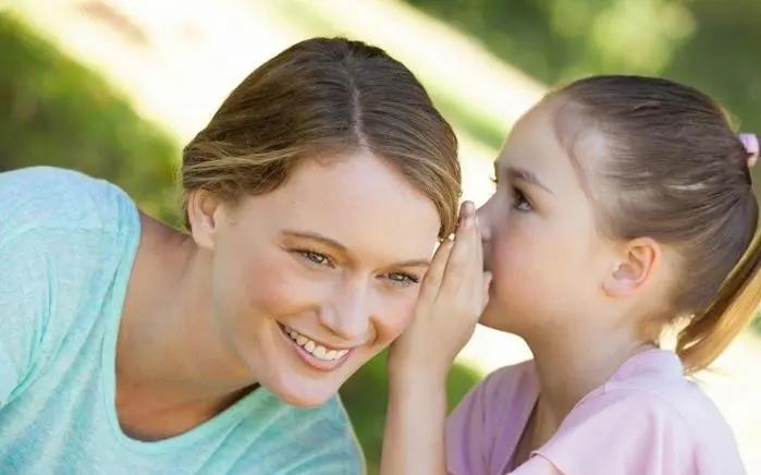 宝宝开口早聪明还是说话迟智商高,宝宝说话早聪明还是翻身早聪明