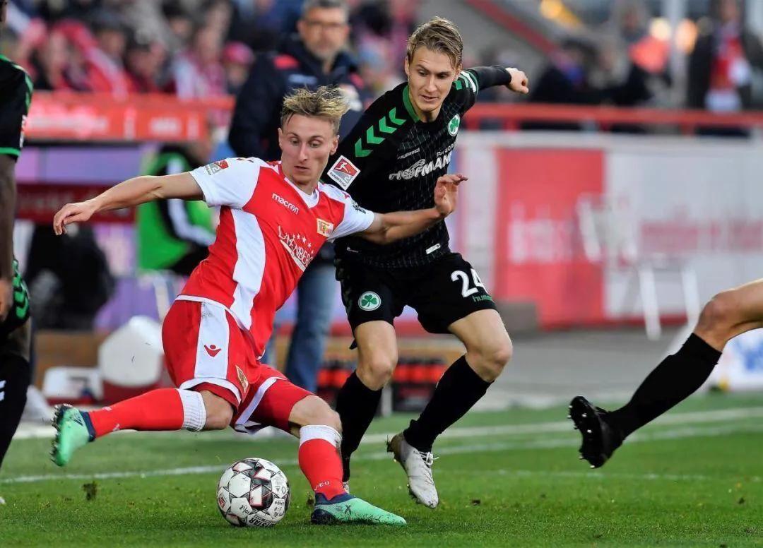 日本j2联赛甲府风林vs大分三神,浦和红钻对大分三神的视频直播