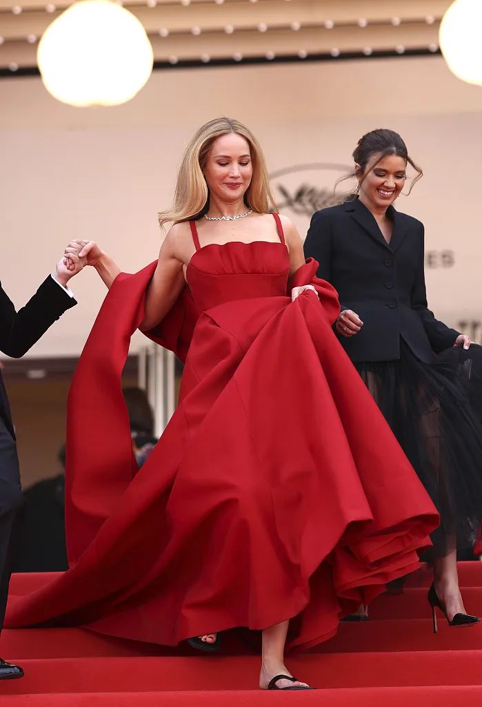 穿人字拖穿出女神范儿,穿人字拖的小姐姐