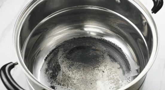 去除不锈钢锅底黄垢,平底锅底黄渍怎么清洗