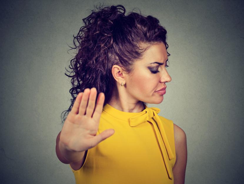 一个单身女青年的疑问,一位单身女性的疑惑