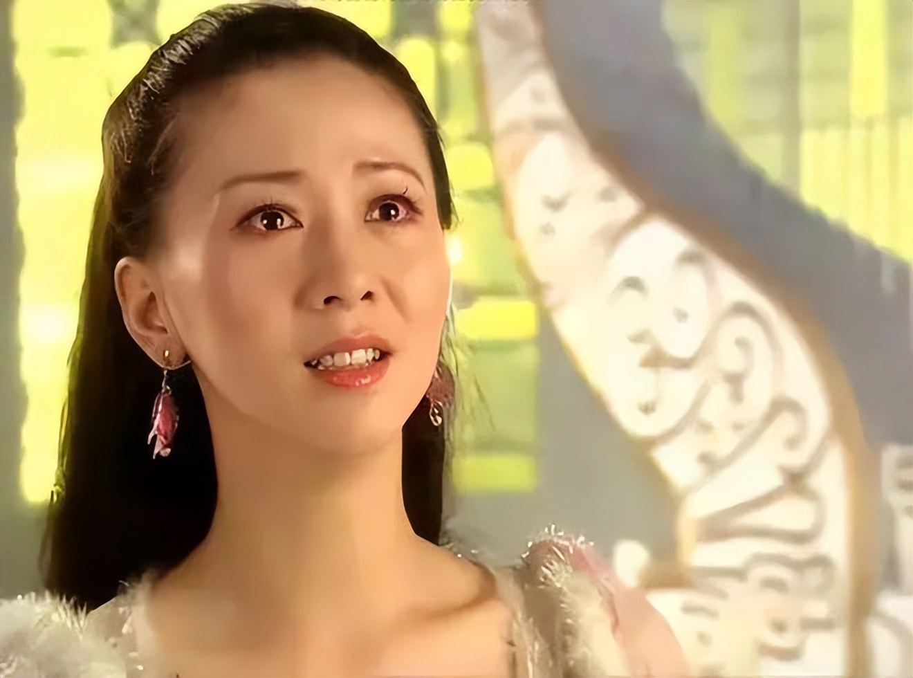 19年后再看汤加丽,为艺术献身成史上第一位人体模特,她做错了