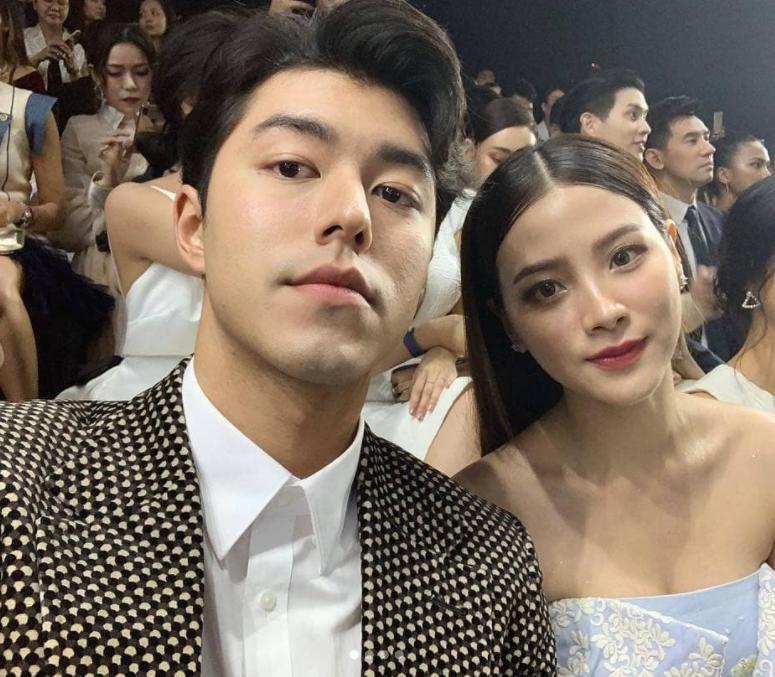 偶像剧照进现实！泰国顶流女星被男演员公开告白，5年友情变爱情