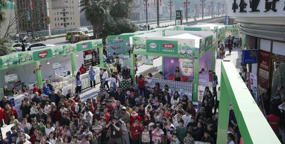 一年半开了70多家店,一年开12家店