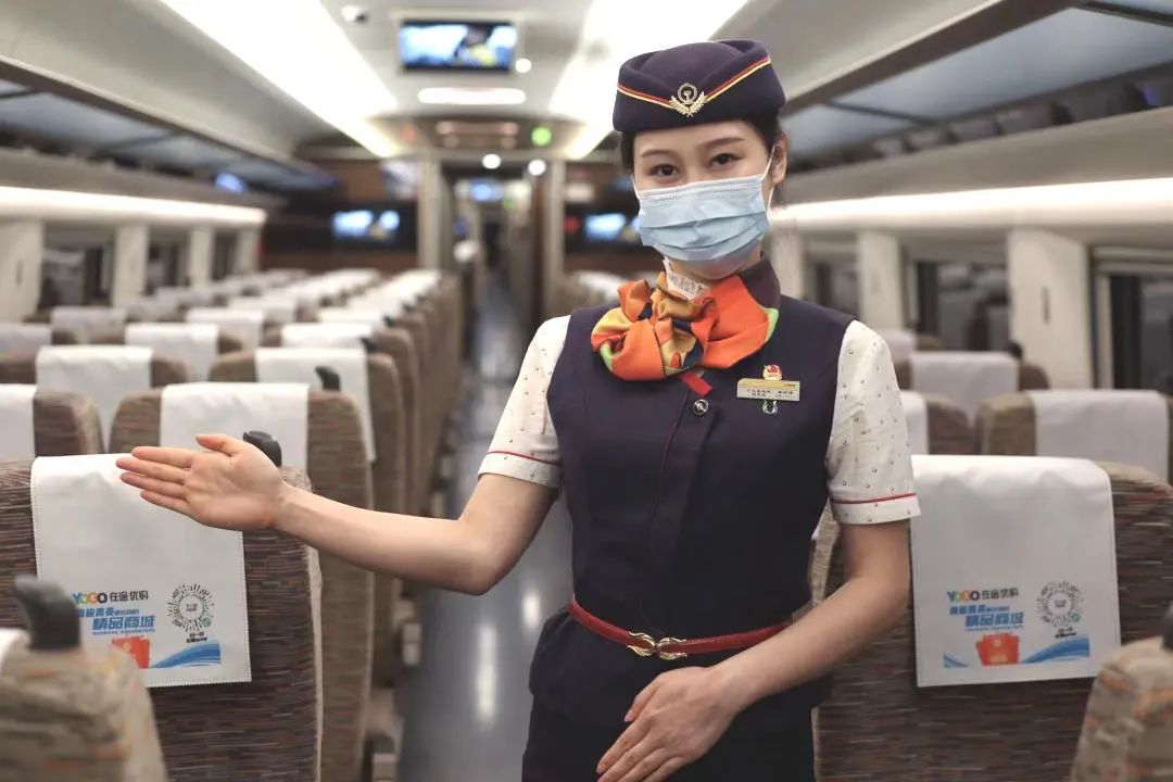 动起来为新的力量喝彩歌词,动起来给生活添点彩的图片