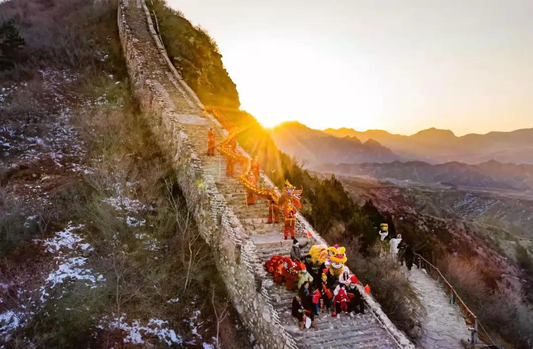 哪里城市过春节最有年味,记忆中的年味儿和过年新模式