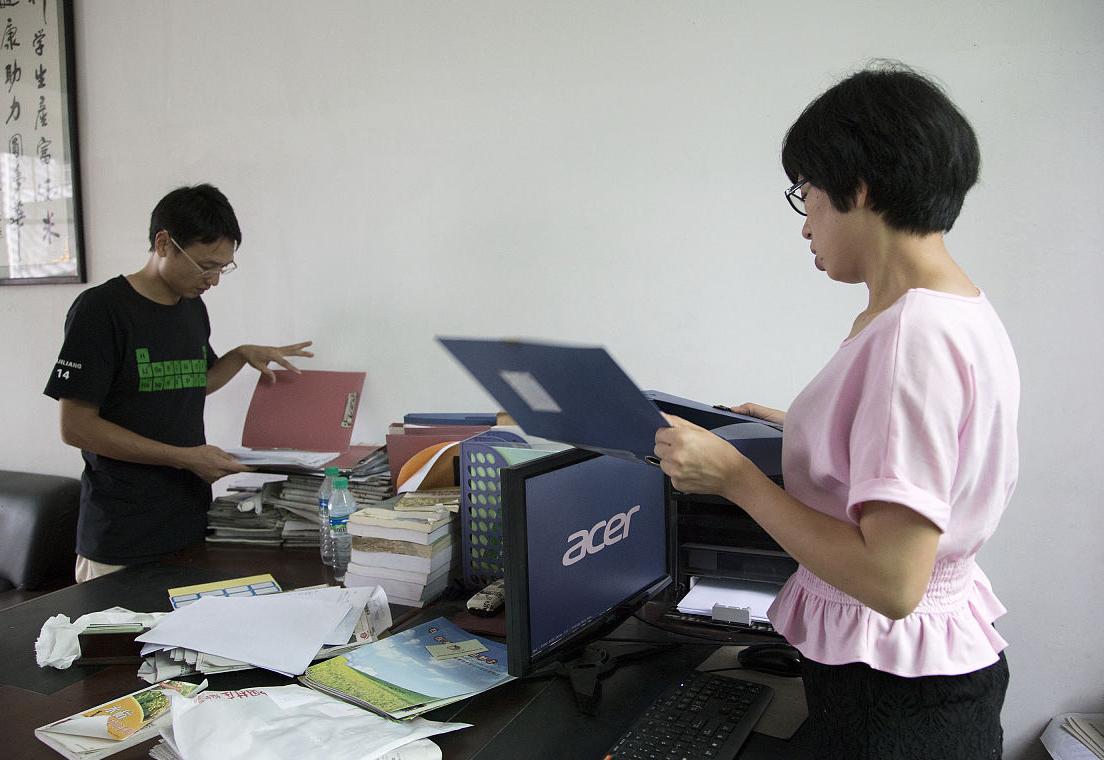 农村取消农业户口有啥政策,户口是非农业户口可以迁回农村吗