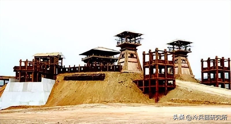 古代士兵行军怎么休息,古代军队在沙漠中是怎么扎营的