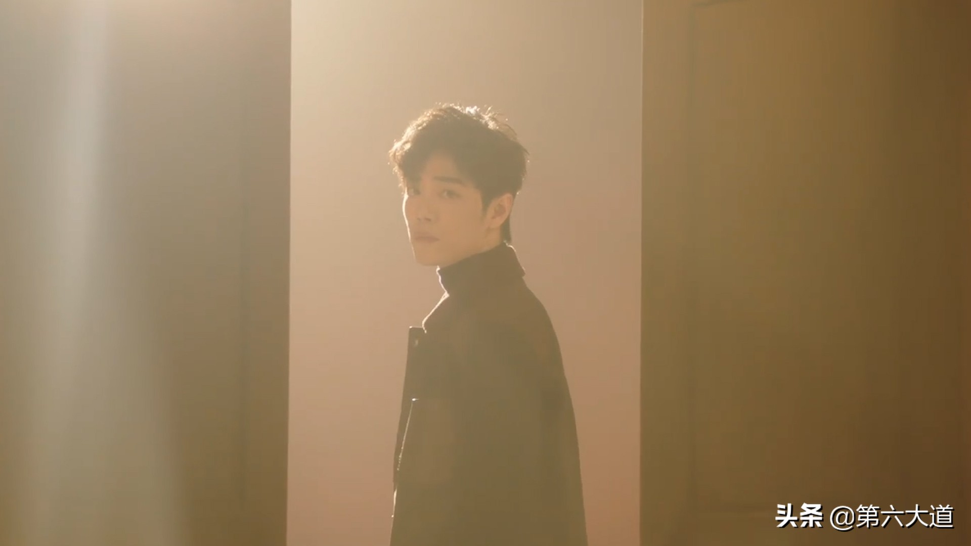 肖战杂志最高销售纪录,肖战一亿销量是怎么回事