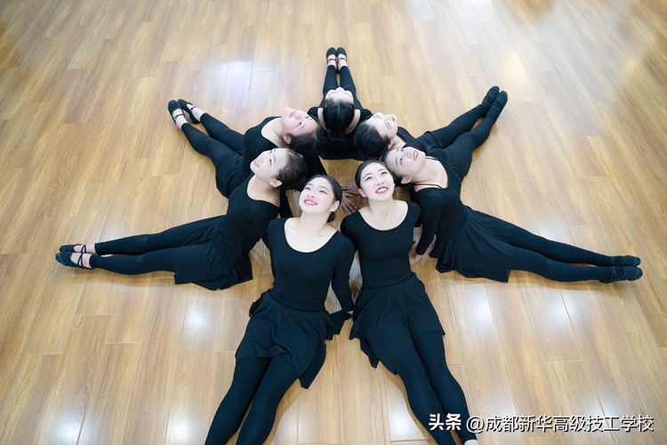 都说就业难！为何成都新华毕业学子却就业无忧？