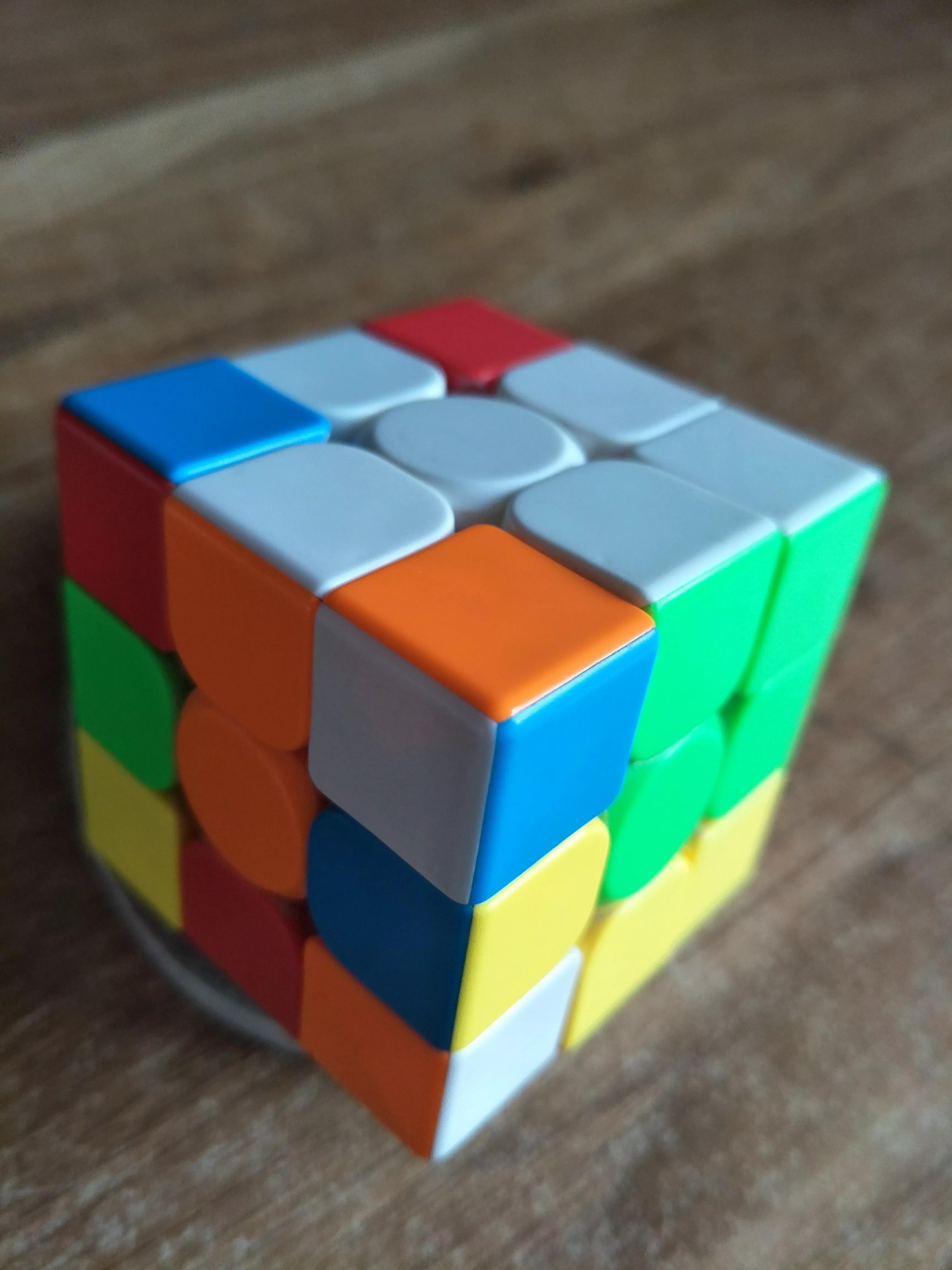 三阶魔方被转角了怎么复原公式,三阶魔方打乱后简易复原公式