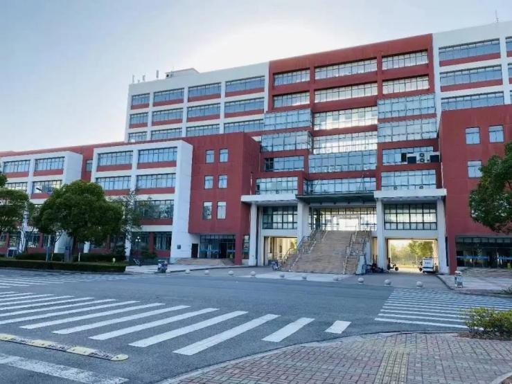 10大高薪资专业排行榜,最新的20个专业最高工资排名