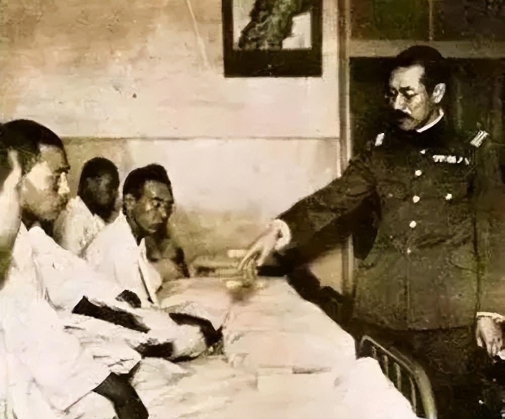 日本慰安夫:美国女兵的专属男宠,一天要接待十几位客人