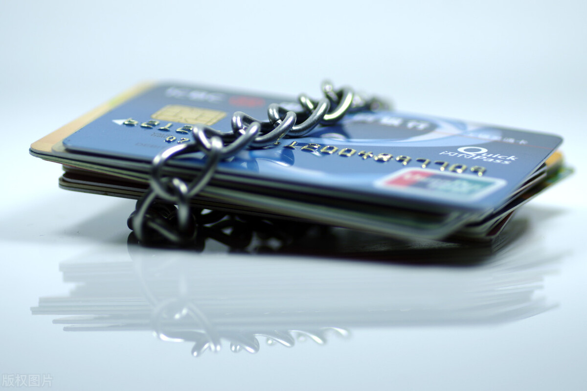 办理公司银行账户需要多少钱,办理公司账户一年年费多少钱