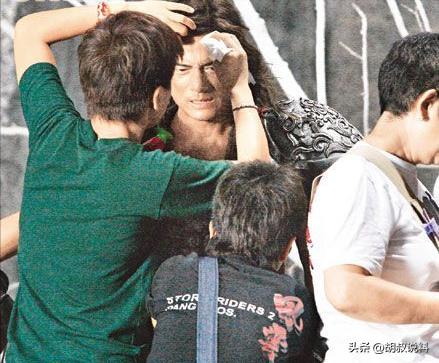 因一句：*鱼岛钓**是中国的，他惨遭封杀20年，如今复出依旧熠熠生辉