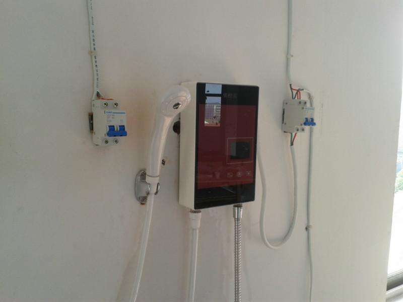 即热式热水器有时好用有时不好用,即热式热水器好不好有人用过吗