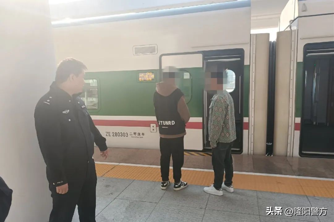 鏃犵煡灏戝勾杩涗笢鍗椾簹鏃呮父,鏃犵煡灏忎紮