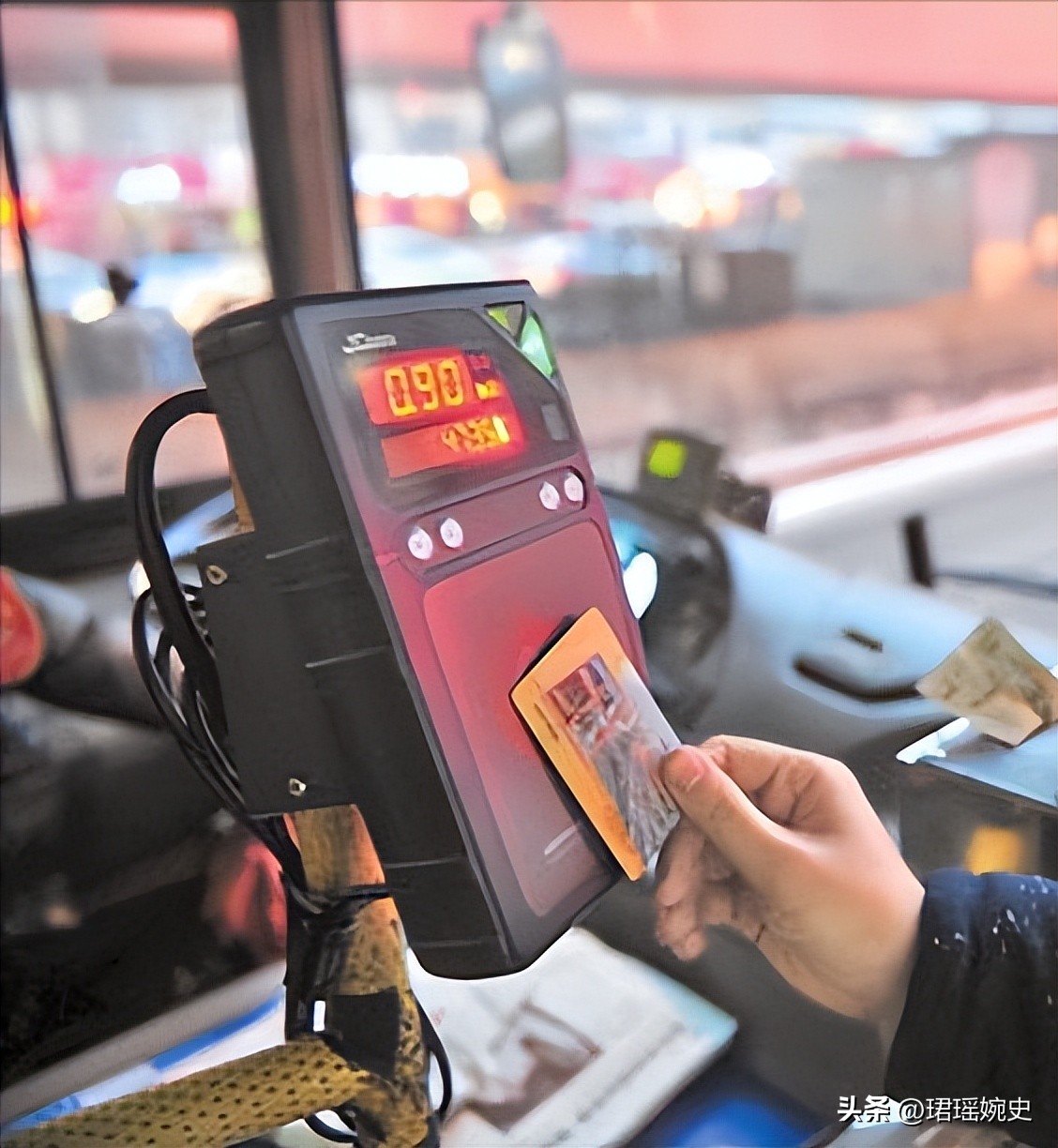 七八十年代铁饭碗十大排名,30年前的铁饭碗现在怎么样了