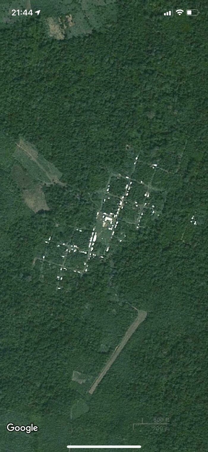 从谷歌地图上拍到的诡异场景,50个诡异谷歌地图拍到的诡异画面