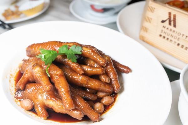 美食与美景并存,美食与美景交相辉映