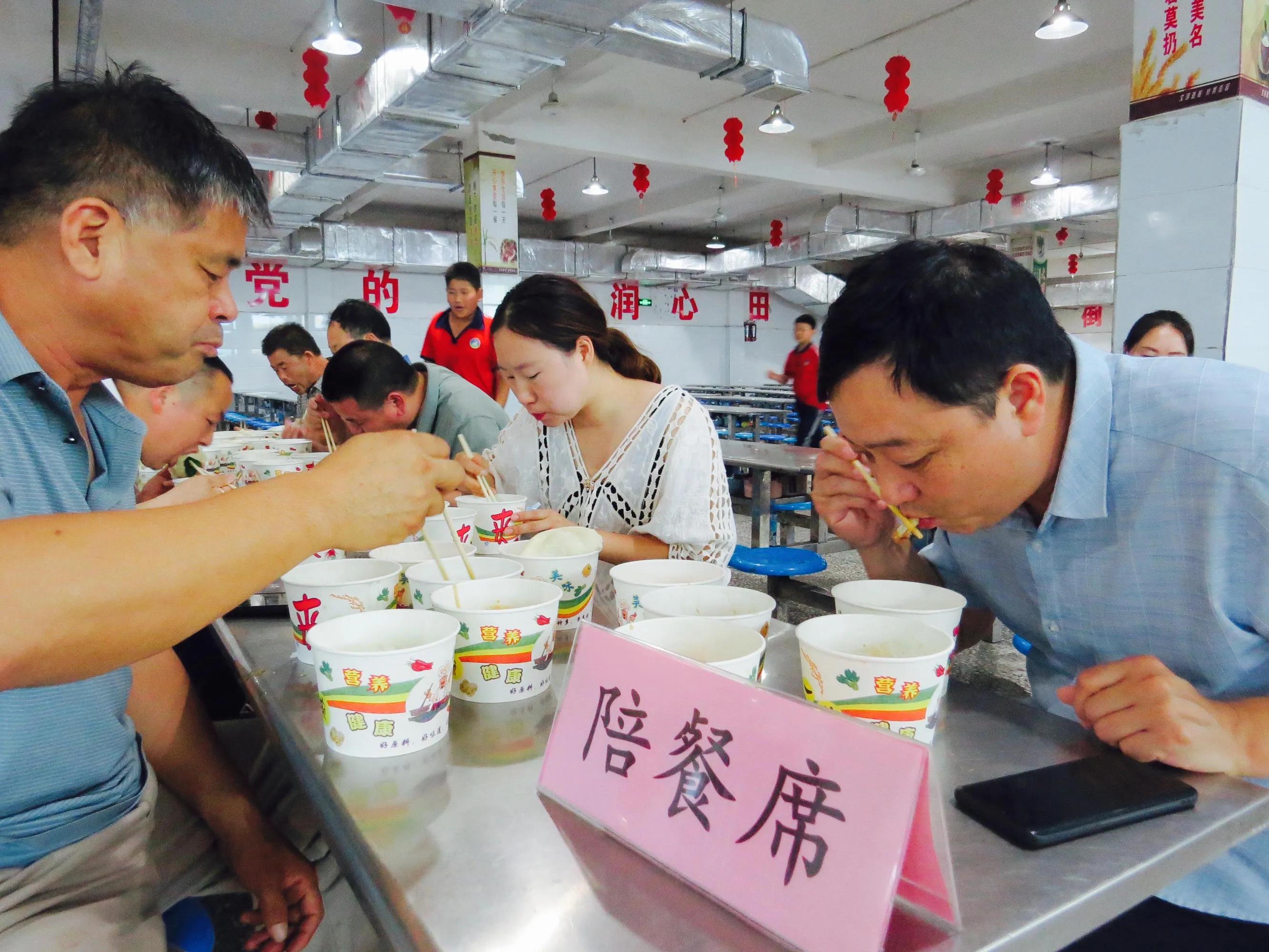 共享美好“食”光——天源文武学校食堂开放日