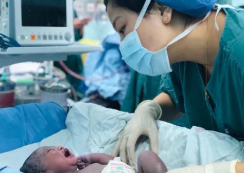 顺产or剖宫产,顺产和剖宫产都经历过的感受