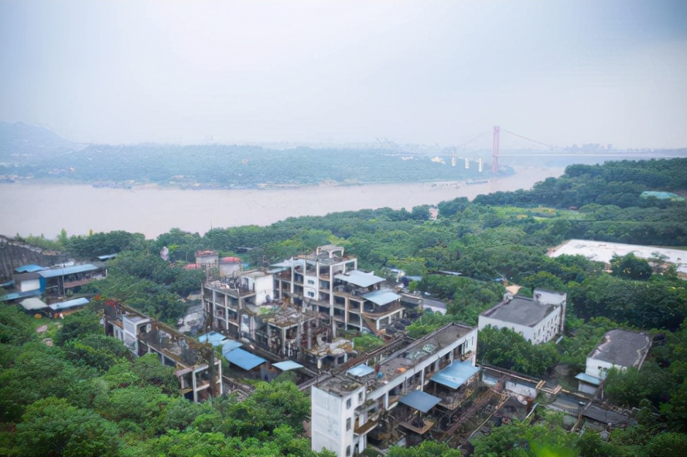 捞尸人夜晚捞尸全过程,民间真实的捞尸人