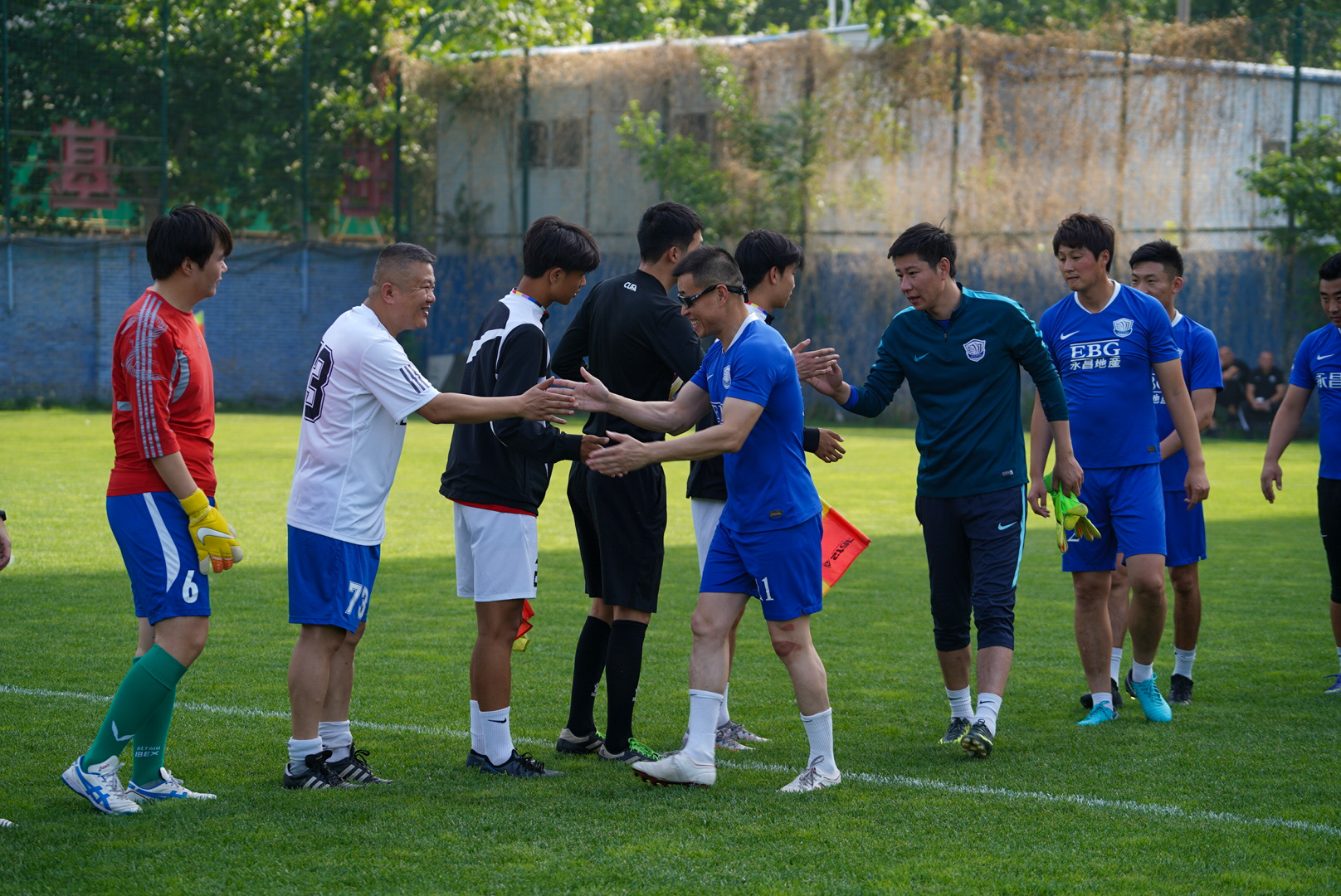 雄狮最新引援消息,2024赛季中超沧州雄狮球衣