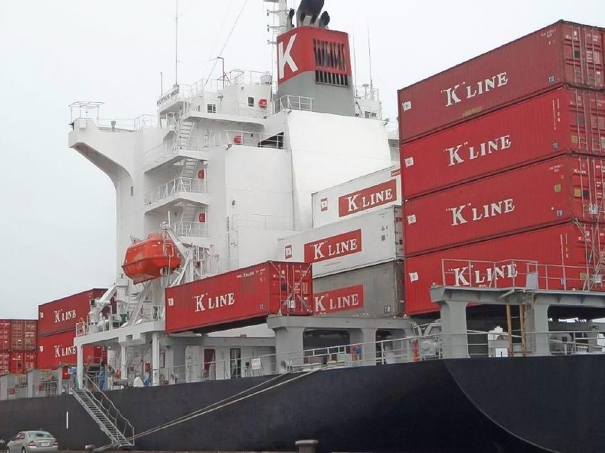 海运集装箱运费暴跌,集装箱运输价格暴跌